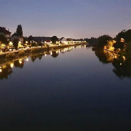 Ap101 Disneyland A 15 Min En Voiture, Lagny Au Coeur De Centre Ville, 30 Min A Paris En Voiture 外观 照片